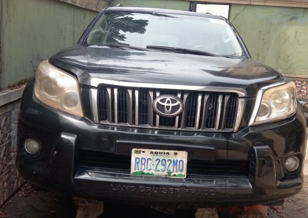 TOYOTA PRADO 2010 (RBC 292 MQ)