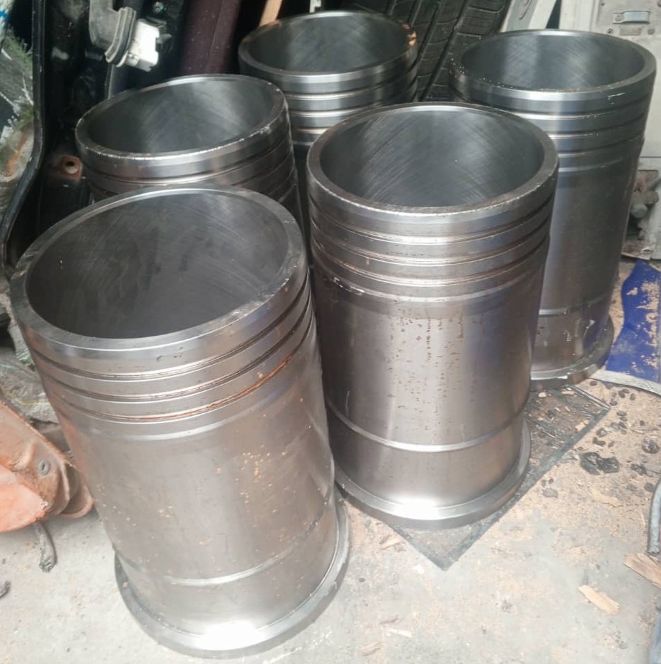 TURBINE ENGINE SLEEVE - Image 3