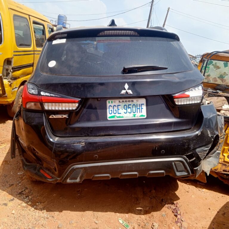 MITSUBISHI ASX (GGE950HF)