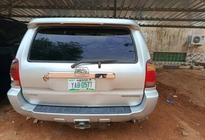 TOYOTA 4RUNNER JEEP (2005)