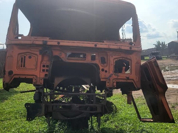 SHACMAN TRUCK (NSR109ZN)