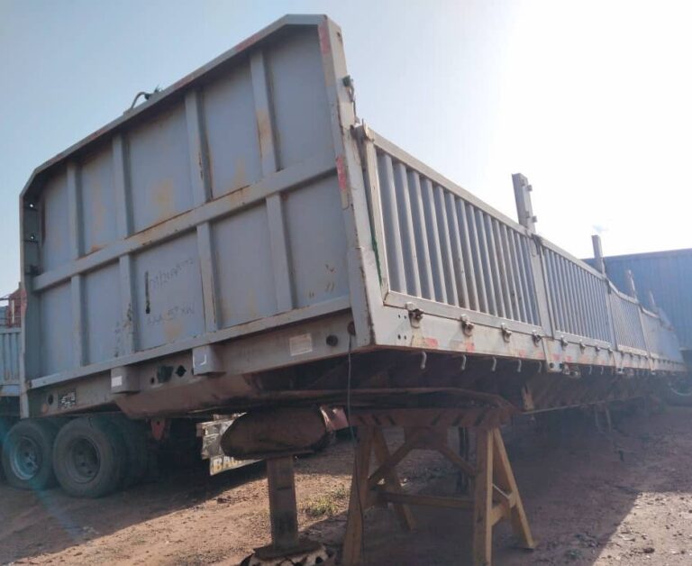 HOWO TRUCK (AAA57XW)