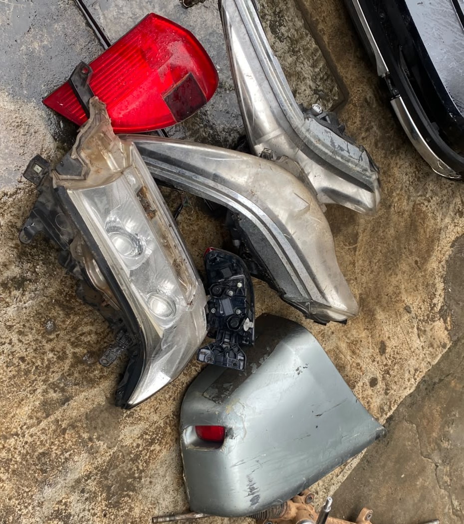 VARIOUS VEHICLE BUMPERS AND LIGHT